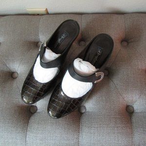 Brighton Beau Bronze Leather Mules